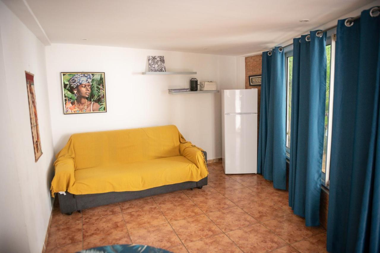 Chambres D'Hotes Du Domaine Des Doudous Saint Pierre Exterior photo